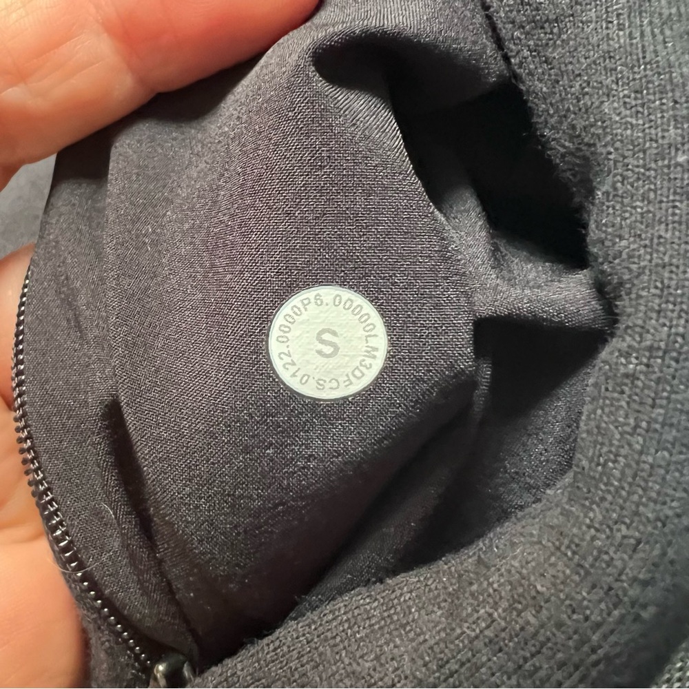 Lululemon French Terry Oversized Hoodie
Black Size Small - Picture 4 of 6
